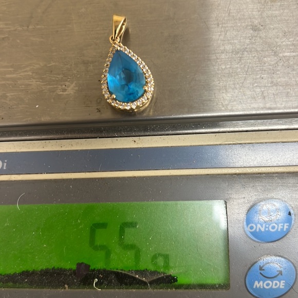 Diamonds Blue Topaz 18K Solid Gold Pendant - Picture 6 of 6